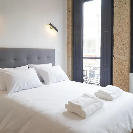 Brito Capelo 183 Guest house *