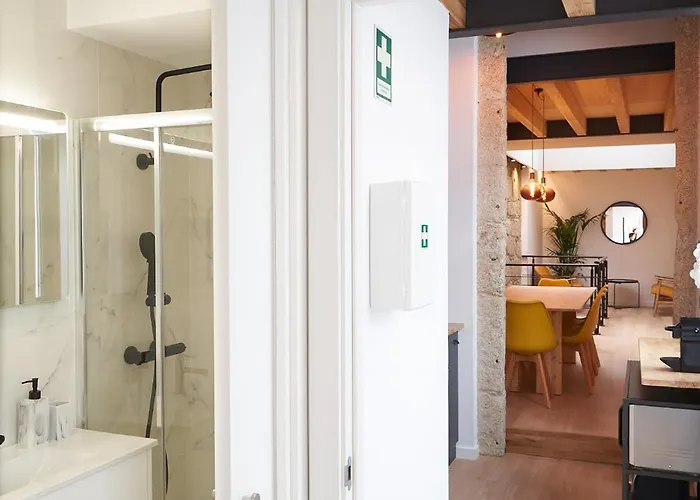 Brito Capelo 183 * Matosinhos (Porto)